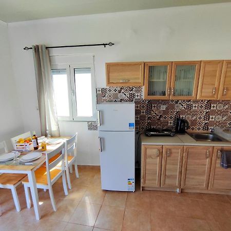 "Sunrise Stegna" 3 Apartment อาร์คานเยโลส ภายนอก รูปภาพ