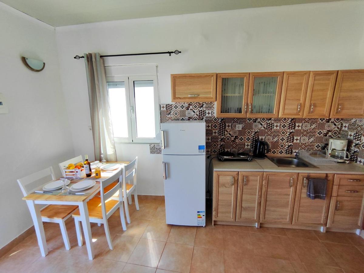 "Sunrise Stegna" 3 Apartment อาร์คานเยโลส ภายนอก รูปภาพ